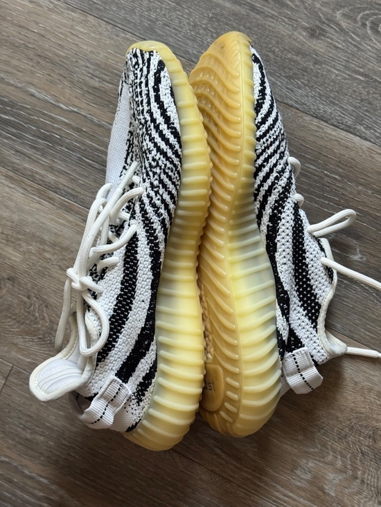Adidas Yeezy Boost 350 V2 Zebra CP9654 Mens 9 No Box Missing 1 Insole AS-IS